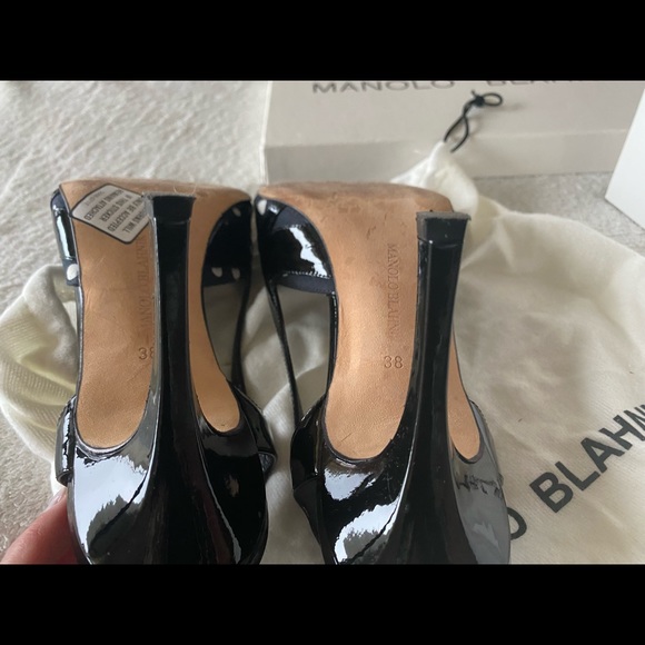 Manolo Blahnik Patent Leather & Fabric Polka Dot Print Slingback Pumps - Picture 14 of 16